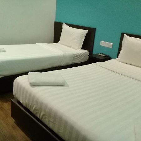 Clover Hotel Ipoh Buitenkant foto
